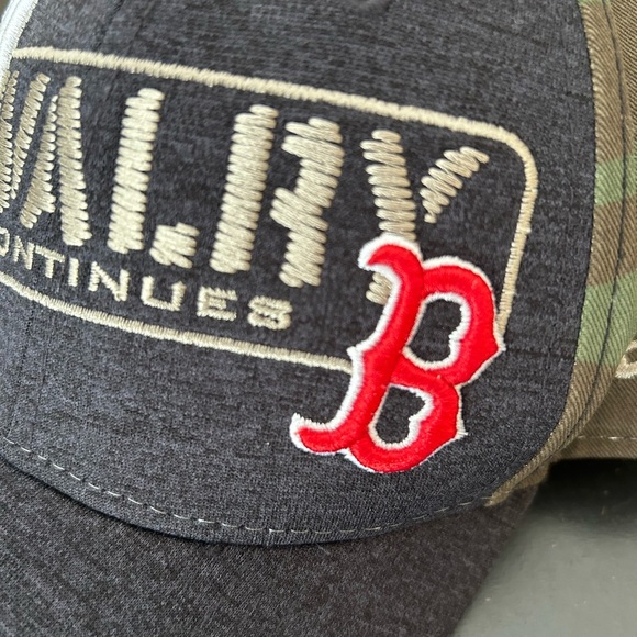 Boston Red Sox & New York Yankees Rivalry Continues Playoff Hat New Era Snapback - Picture 4 of 10